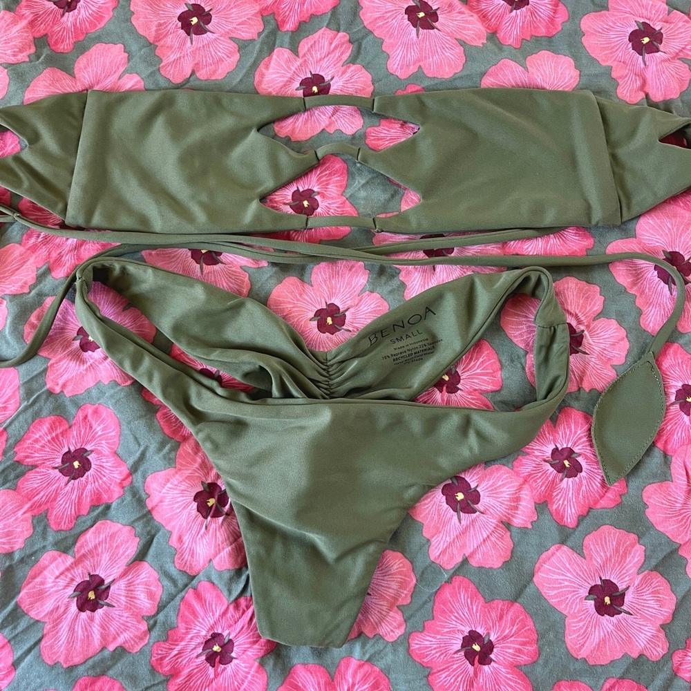 Benoa Palm Set p/s for trade for a bigger size